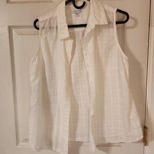 Croft & Barrow Ivory Sleeveless Button-Down Shirt